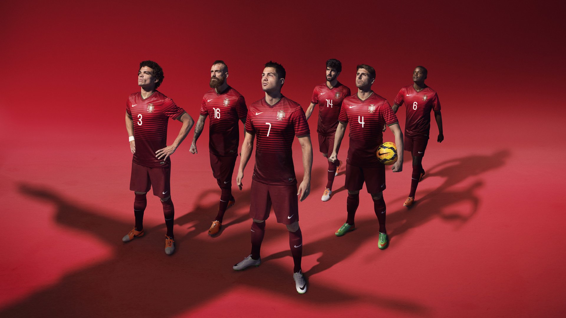 中锋位置在五大联赛的技战术演化趋势,中锋中场